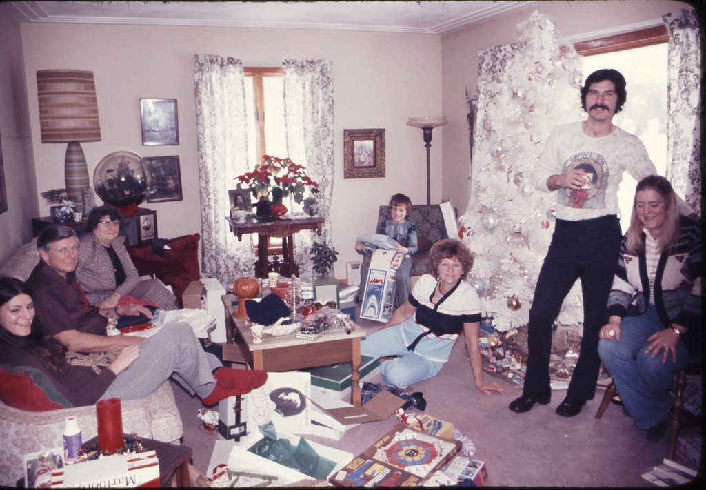 december1976ellicottvillenyjilljohnhenriettatomjeanettealanandjane.jpg