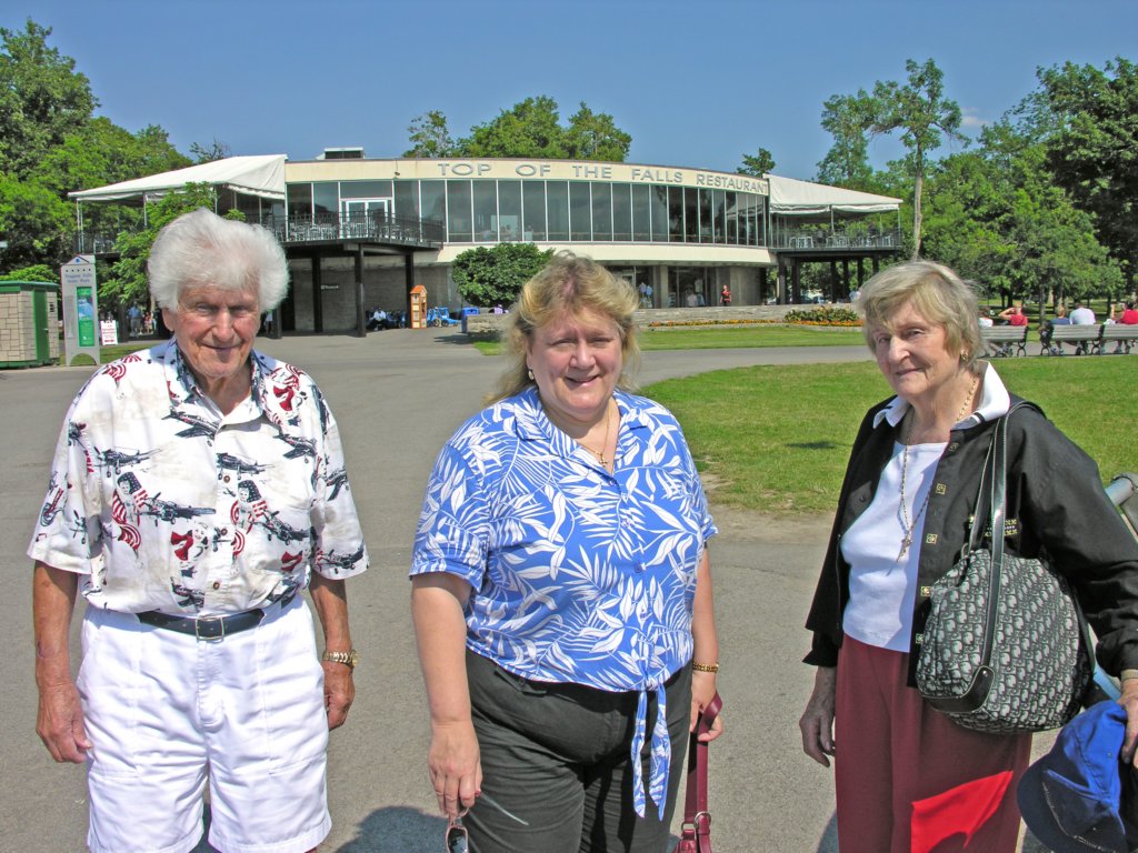 johnjeanettejanetopofthefallsrestaurantongoatislandniagarafallsstateparknyjuly182006.jpg